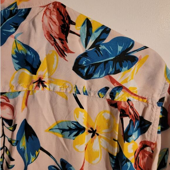 Massive Flamingo Hawaiian Shirt Mens Small - Fun Print Dadcore Nerdy Hipster - Picture 7 of 10